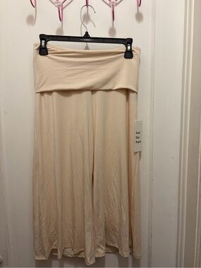 Good Days Project cream fold over gaucho pants size small